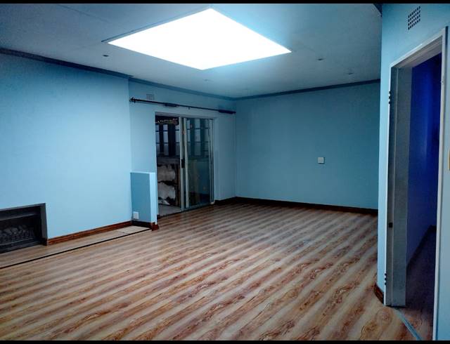 3 BEDROOM HOUSE FOR SALE IN BRACKENDOWNS